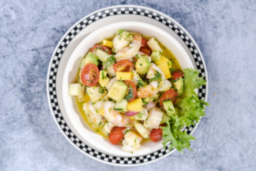 Ceviche de Pescado y Camarones 