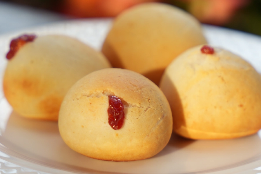 Mini Pandebono con Bocadillo