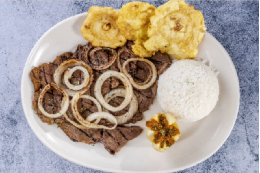 Carne Encebollada 